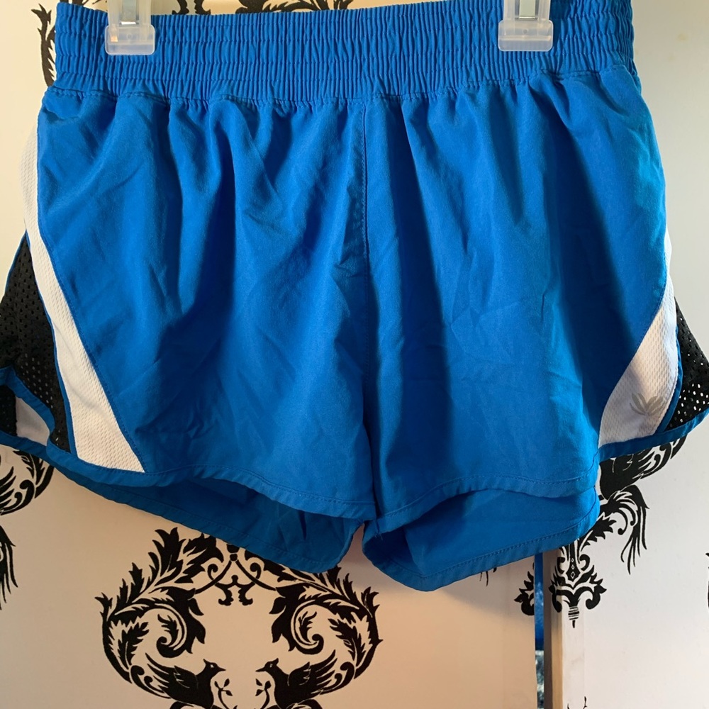 Running shorts